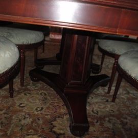 Stunning Safavieh Henderdon Mahogany Dining Room Table with 2 Leaves & 8 Chairs