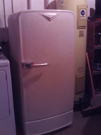 Antique Refrigerator! Cool!