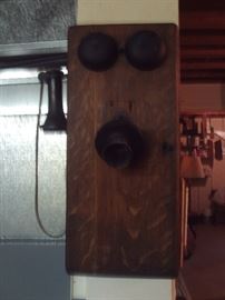 Antique Oak Crank Telephone!