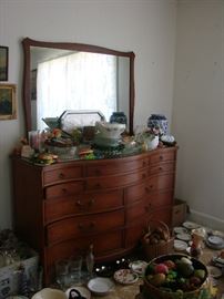 Bowfront Dresser with Mirror