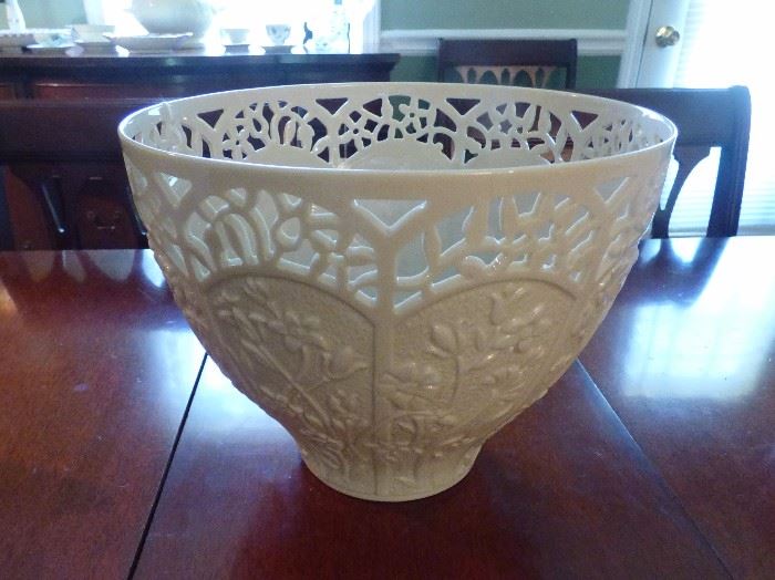 Large Lenox reticulated bowl