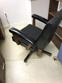 VINTAGE OFFICE CHAIR