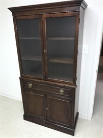 VINTAGE CHINA CABINET