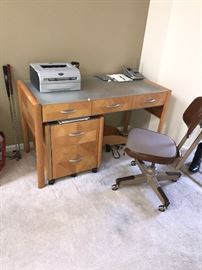MODERN WOODEN DESK WITH GLASS AND FILE CABINET
