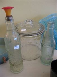 old bottles, Hamtramck, Faygo ACE, La Plana cigars