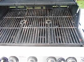 grill is in nice shape
