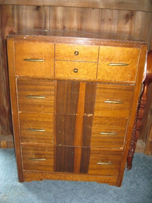 Vintage dresser