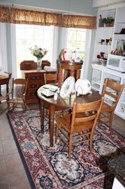 Rug with darling dropleaf