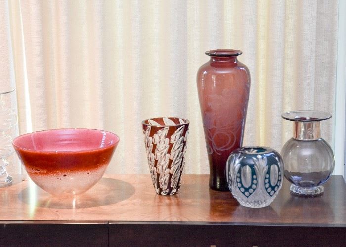 Art Glass Vases & Bowls
