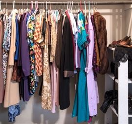 Vintage Women's Clothing & Shoes