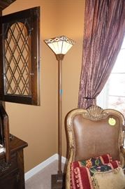floor lamp