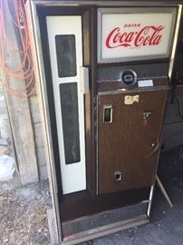 Working Coke machine