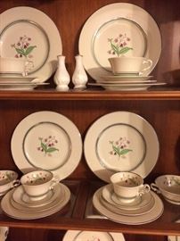 Corabel Old Ivory Dish Set