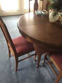 Dining room table w/4 chairs