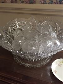 Punch bowl set