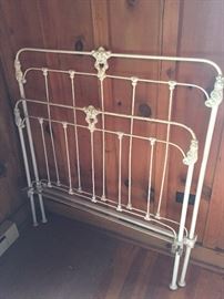 Iron bed (rails included) (twin size)