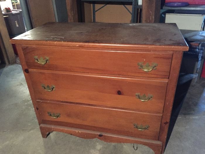 Small chest of drawers (Cherokee Furniture Co)