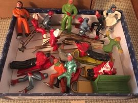 vintage lead skiing & skating figures