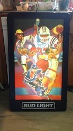 Bud light sign in great shape  lights up