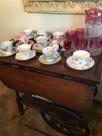 Vintage Drop Side Tea Cart, tea cups