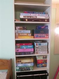 Large selection of games and puzzles