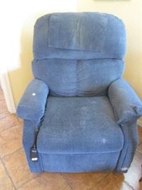 Electric lift recliner