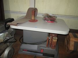 Ryobi oscillating spindle sander