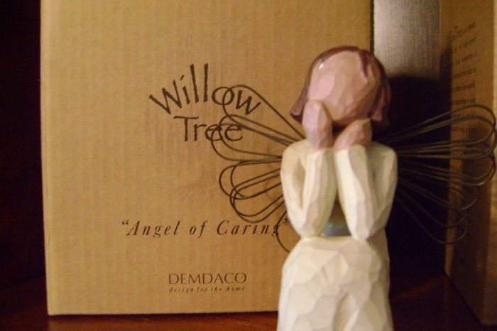 8 -Willow Tree figurines including boxes.