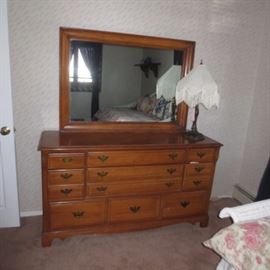 Broyhill Bedroom Suite