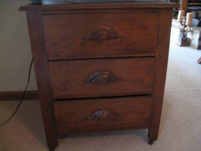 Victorian chest with leaf pulls