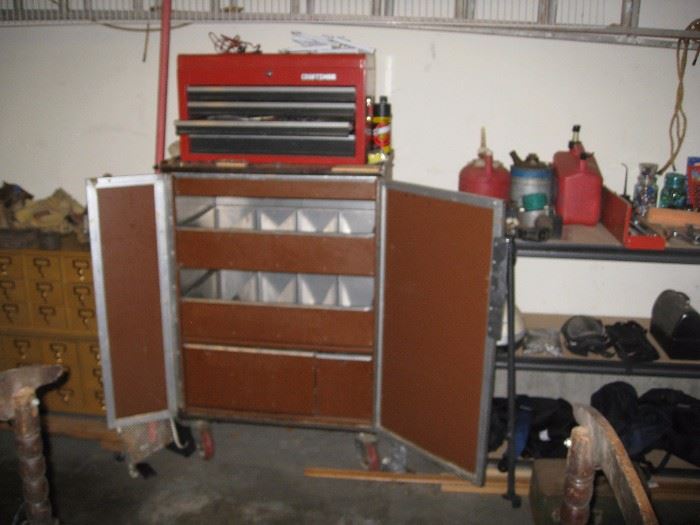 Nice tool box inside and Craftsman drawer tool cabinet 