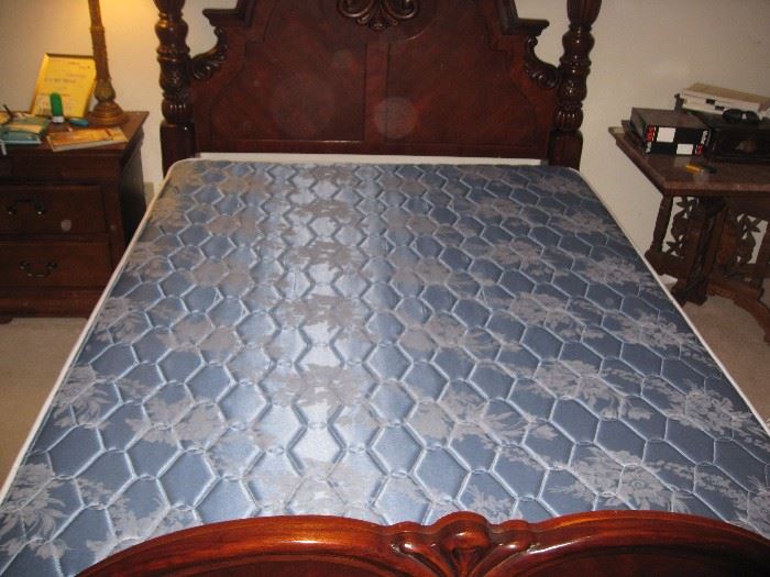 Queen mattress set - older but in great condition