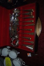 Oneida Golden Juillard Service for 16 missing 1 fork has all serving pieces