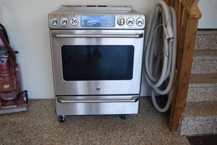 GE Gas Stove Used 18 Months