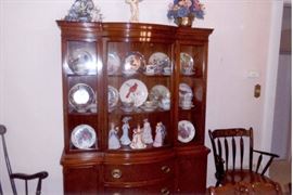 Reese Sale Drexel Bow Front China Cabinet