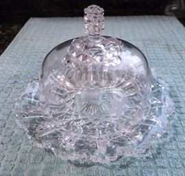Crystal butter dish (beautiful bell tone)