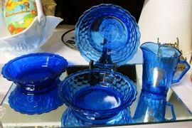 Shirley Temple bowls & pitcher