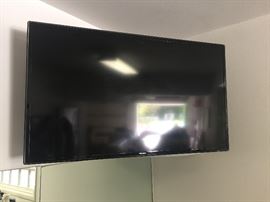 Samsung Flatscreen TV