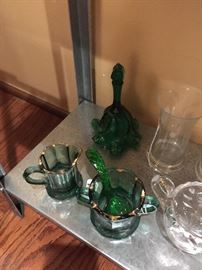 Depression glass (green) 