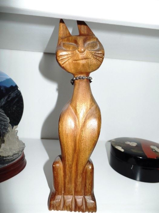 Wooden Kitty is looking for a new owner
