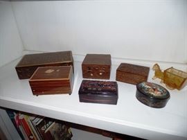 A collection of handy, yet decorative boxes