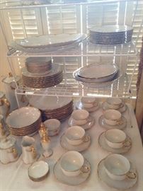 Lovely set of 8 - Hutschenreuther Bavarian china from Germany