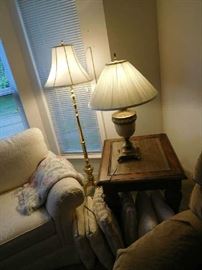 end  table  and  lamps