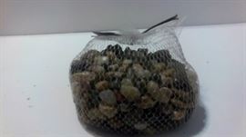 WEDDING RIVER PEBBLES