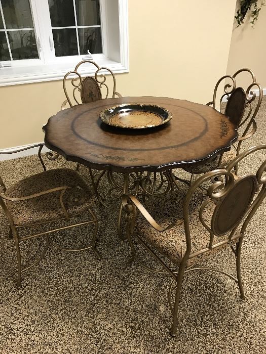 Lot 14    Awesome Table and Chairs $400