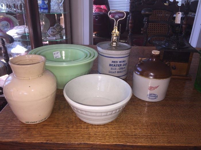 Selection of kitchen collectibles