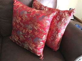 ACCESSORIESPillowRedChinese