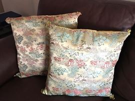 ACCESSORIESPillowsYellow