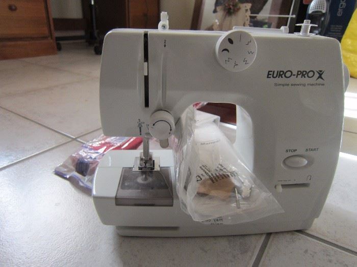 Euro-Pro Small Sewing Machine - LIKE NEW