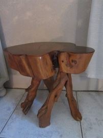 Tree Stump Table  -  Beautiful!